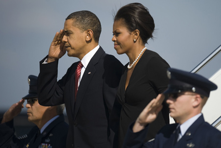 U.S. President Barack Obama participated in a memorial service at the Fort Hood Army base, Texas, Tuesday to honor 13 people killed by a U.S. Army psychiatrist.
